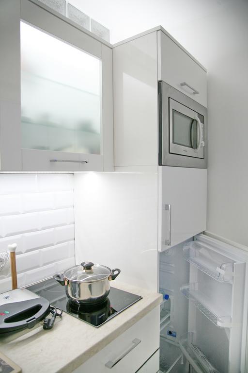 Apartment Queen'S Park Белград Екстериор снимка