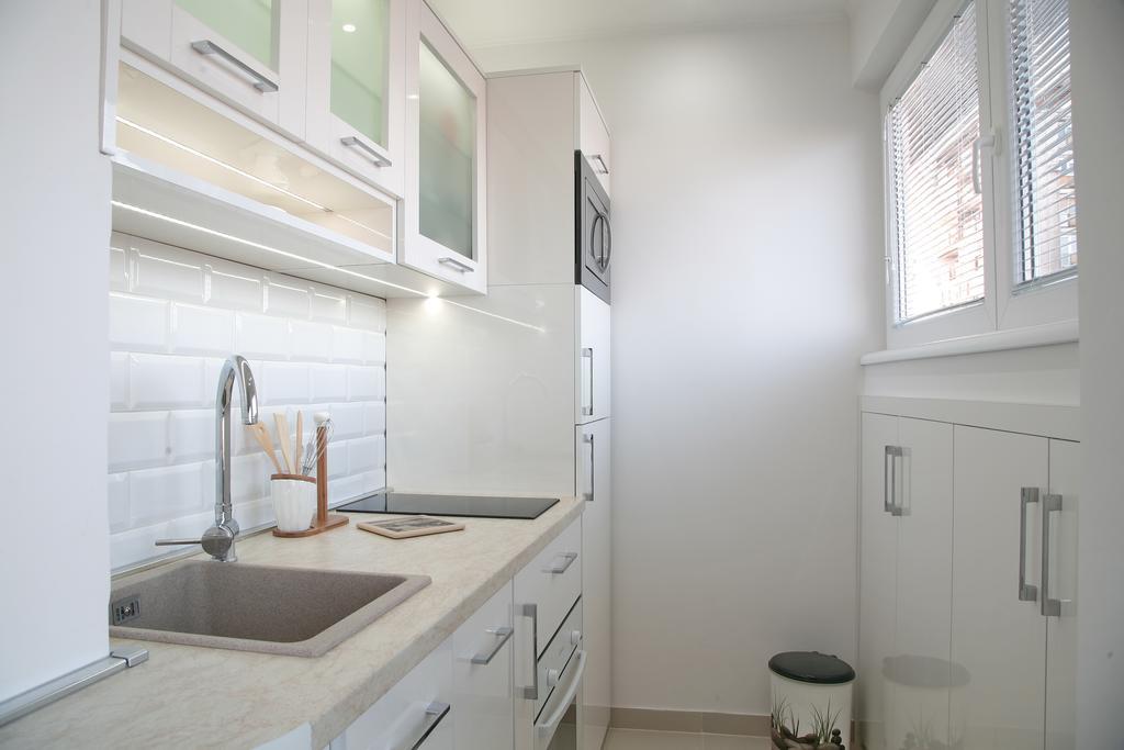 Apartment Queen'S Park Белград Екстериор снимка