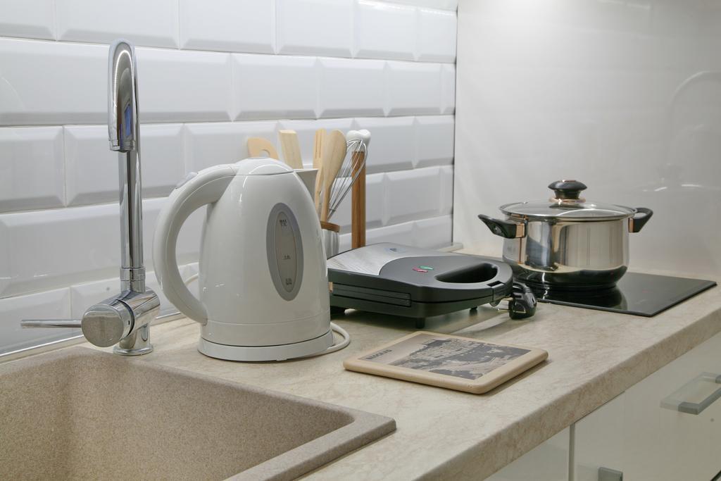 Apartment Queen'S Park Белград Екстериор снимка