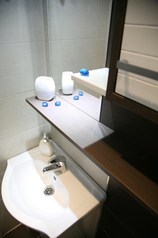 Apartment Queen'S Park Белград Екстериор снимка