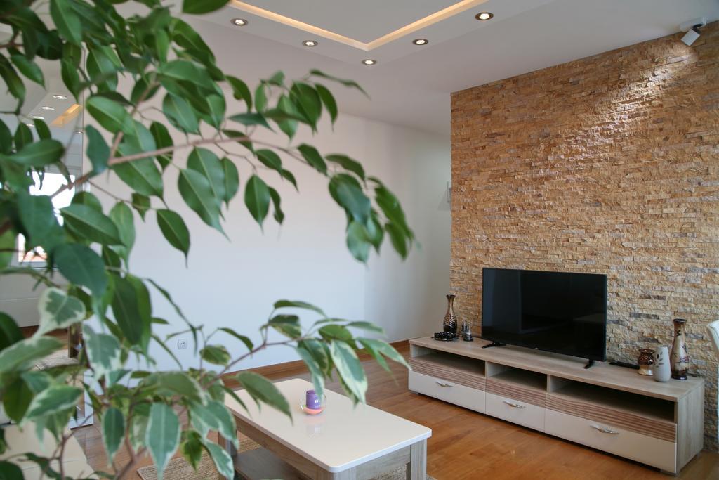 Apartment Queen'S Park Белград Екстериор снимка
