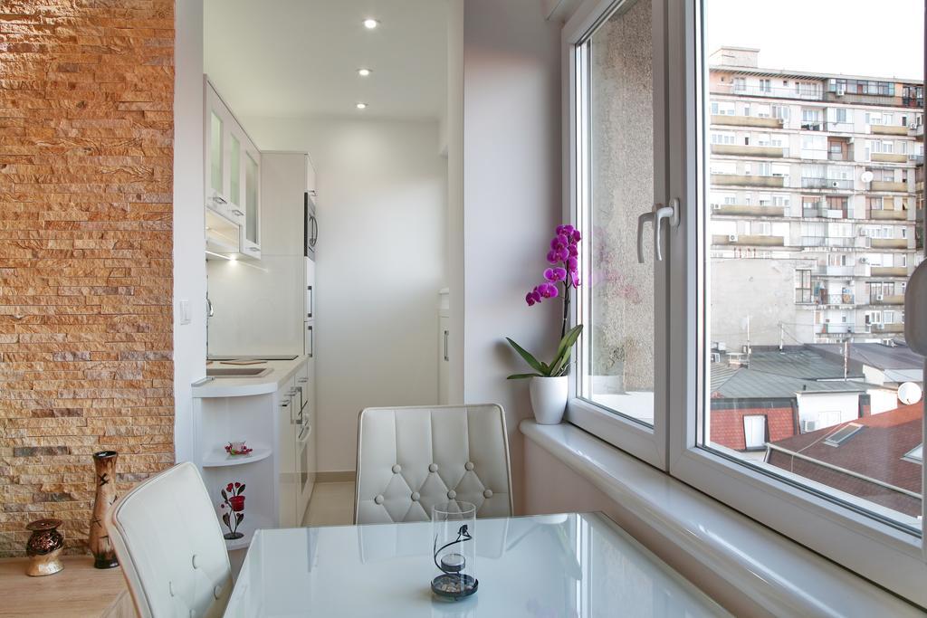 Apartment Queen'S Park Белград Екстериор снимка